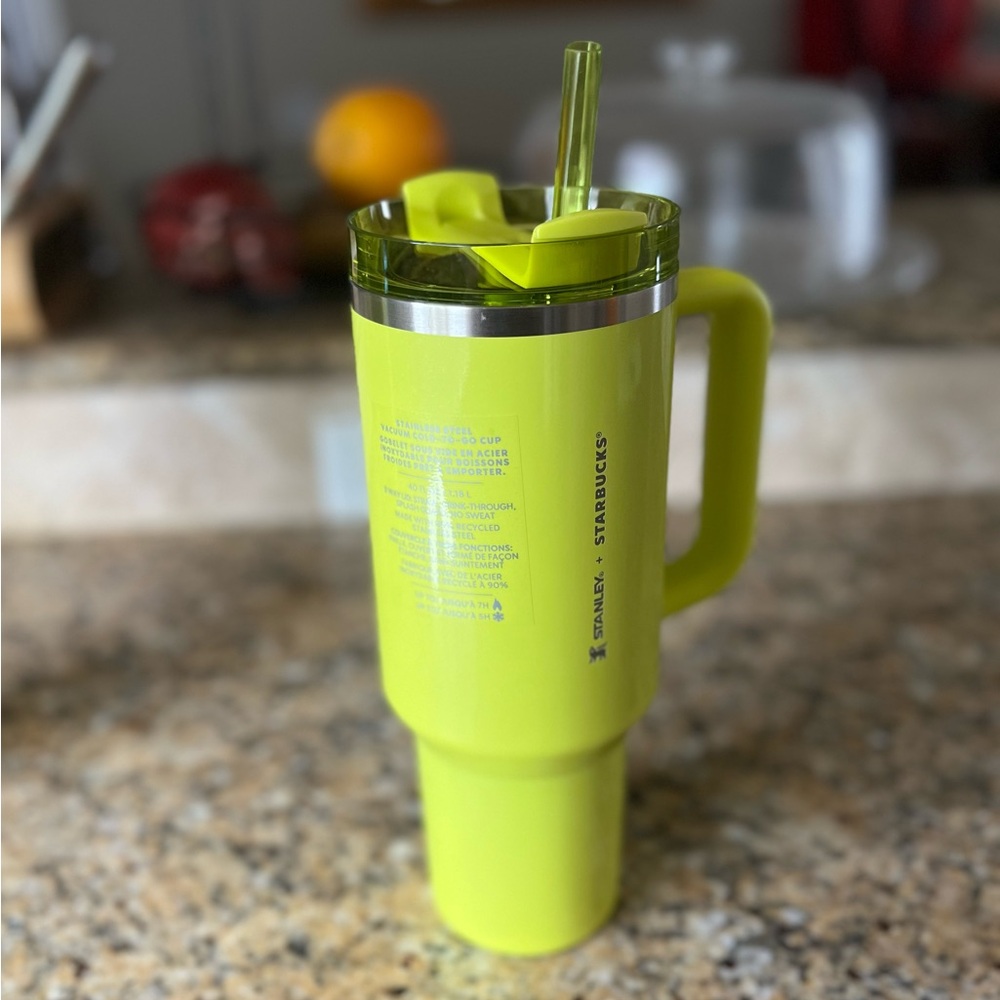 Stanley x Starbucks NEON YELLOW, 40oz Tumbler, NEW